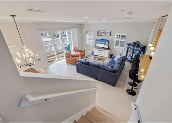 Сasa de vacaciones Spacious 4br-3ba Townhouse Steps From The *